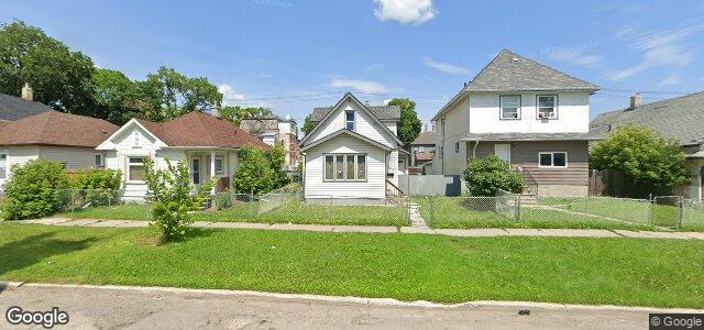 Photo of 487 Boyd Avenue in Winnipeg, Manitoba