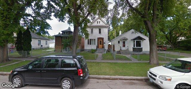 490 Powers Street（加拿大曼尼托巴省温尼伯市）房屋照片