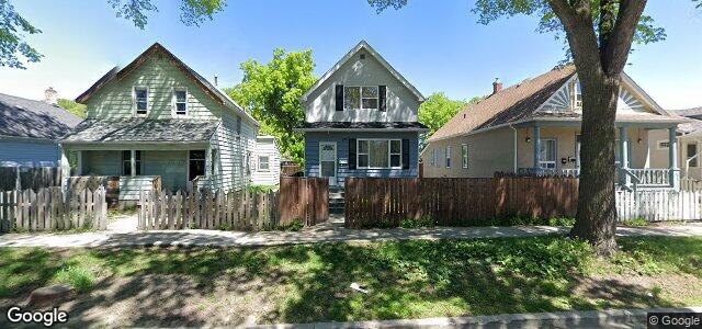 Photo of 493 Redwood Avenue in Winnipeg, Manitoba