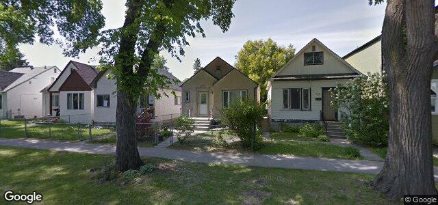 Photo of 504 Bannerman Avenue in Winnipeg, Manitoba