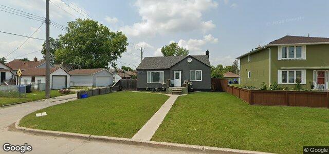 592 Powers Street（加拿大曼尼托巴省温尼伯市）房屋照片