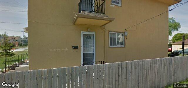 596 Powers Street（加拿大曼尼托巴省温尼伯市）房屋照片