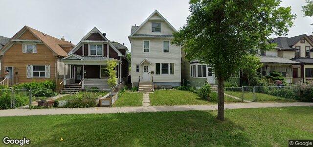Photo of 389 Home Street in Winnipeg, Manitoba