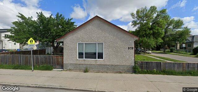 879 St Matthews Avenue（加拿大曼尼托巴省温尼伯市）房屋照片