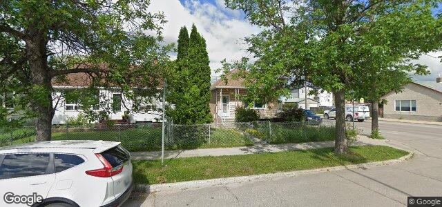 880 St Matthews Avenue（加拿大曼尼托巴省温尼伯市）房屋照片