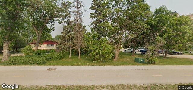 3398 Pembina Highway（加拿大曼尼托巴省温尼伯市）房屋照片