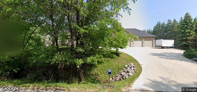 221 Christie Road（加拿大曼尼托巴省温尼伯市）房屋照片