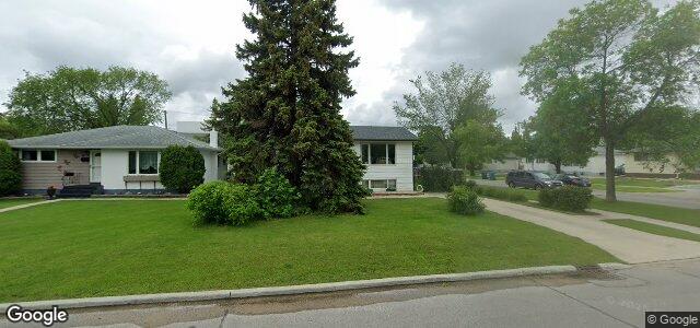 2 Amarynth Crescent（加拿大曼尼托巴省温尼伯市）房屋照片