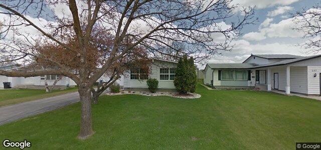 241 Wharton Boulevard（加拿大曼尼托巴省温尼伯市）房屋照片