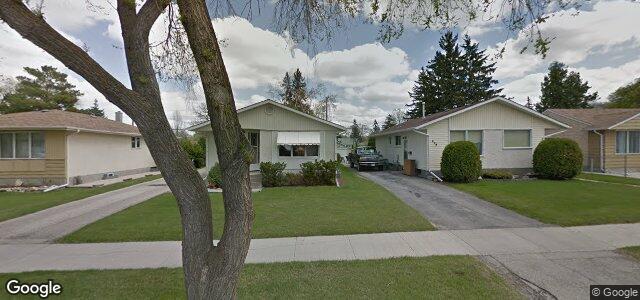 Larawan ng 813 Parkhill Street sa Winnipeg, Manitoba