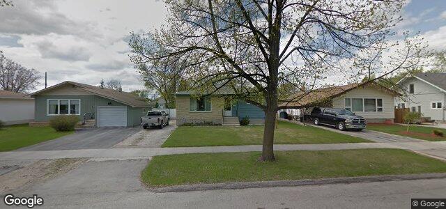 Photo of 838 Parkhill Street in Winnipeg, Manitoba