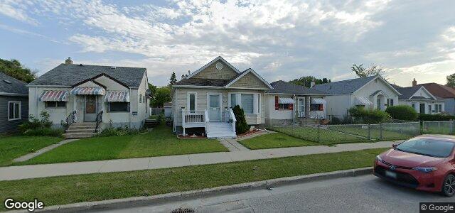 563 Castle Avenue（加拿大曼尼托巴省温尼伯市）房屋照片