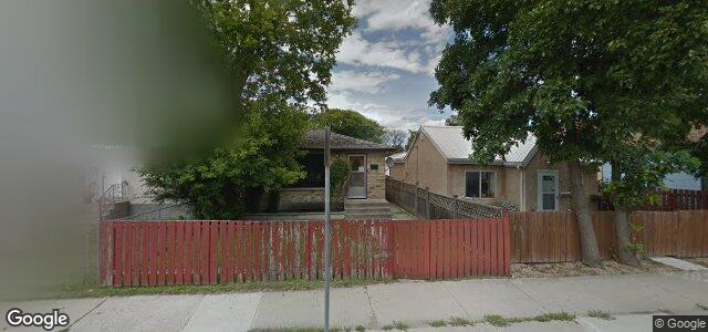 Larawan ng 619 Castle Avenue sa Winnipeg, Manitoba