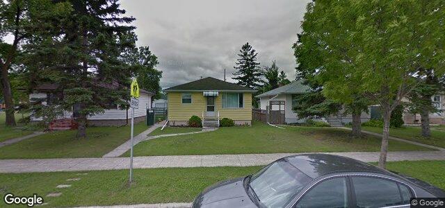 678 Sandhurst Avenue（加拿大曼尼托巴省温尼伯市）房屋照片