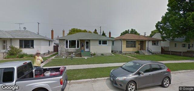 Photo of 679 Martin Avenue E in Winnipeg, Manitoba