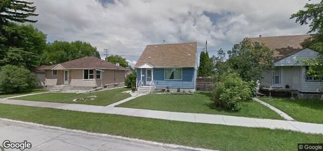 Photo of 761 Harbison Avenue E in Winnipeg, Manitoba