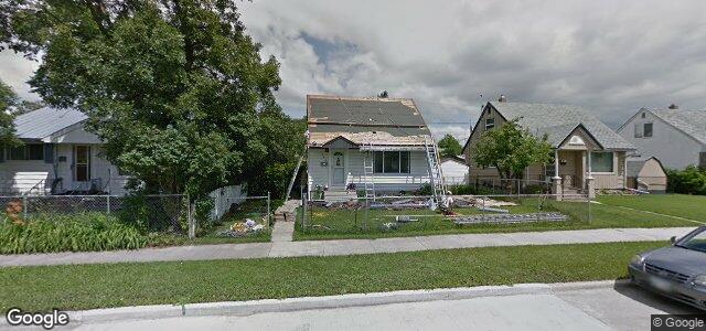 Photo of 785 Harbison Avenue E in Winnipeg, Manitoba