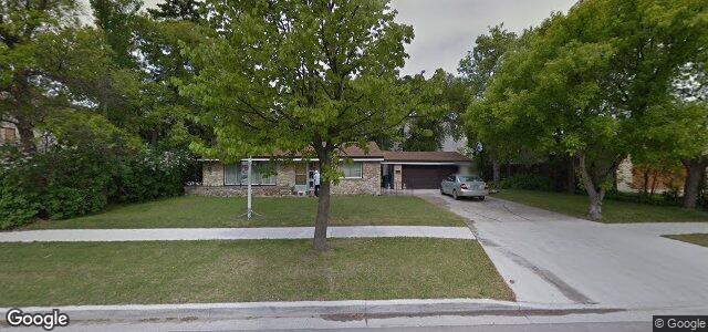 1126 Diplomat Drive（加拿大曼尼托巴省温尼伯市）房屋照片