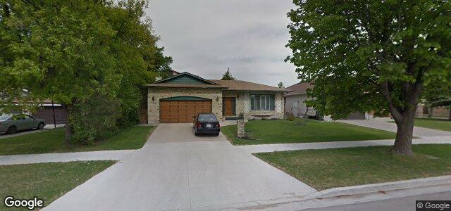 1130 Diplomat Drive（加拿大曼尼托巴省温尼伯市）房屋照片