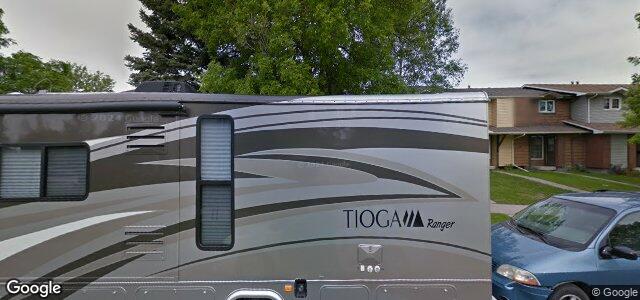 Larawan ng 1206 Diplomat Drive sa Winnipeg, Manitoba