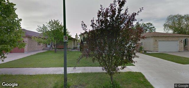 1225 Diplomat Drive（加拿大曼尼托巴省温尼伯市）房屋照片