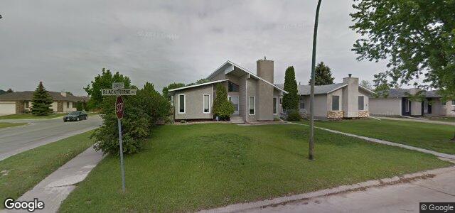 2 Blackthorne Bay（加拿大曼尼托巴省温尼伯市）房屋照片