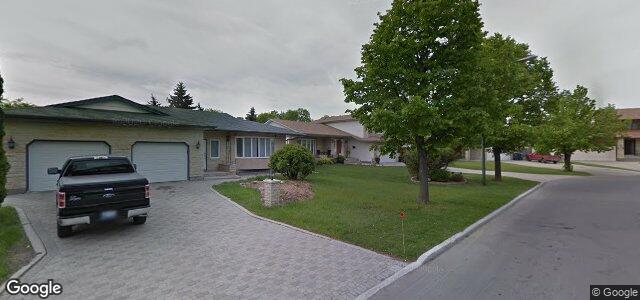 208 Ambassador Row（加拿大曼尼托巴省温尼伯市）房屋照片