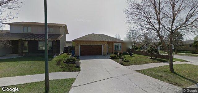 Photo of 3 Blundell Bay in Winnipeg, Manitoba