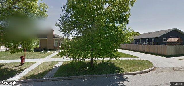 Larawan ng 3067 Sinclair Street sa Winnipeg, Manitoba