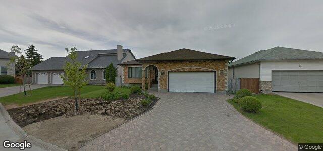 Larawan ng 38 Waimea Cove sa Winnipeg, Manitoba