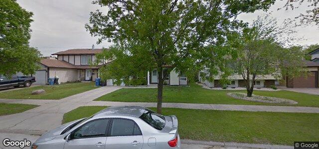 Photo of 39 Blackthorne Bay in Winnipeg, Manitoba