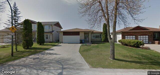 Photo of 44 Blundell Bay in Winnipeg, Manitoba