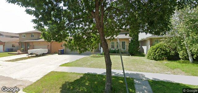 566 Templeton Avenue（加拿大曼尼托巴省温尼伯市）房屋照片