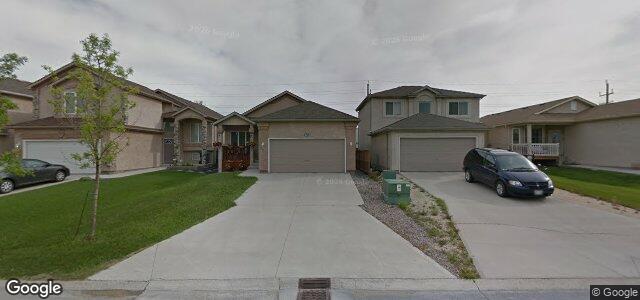 Larawan ng 611 Swailes Avenue sa Winnipeg, Manitoba