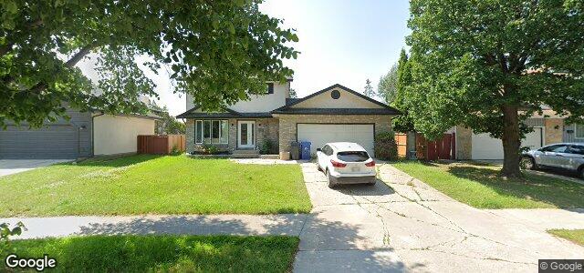 Larawan ng 656 Templeton Avenue sa Winnipeg, Manitoba