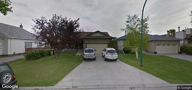 Photo of 727 Beecher Avenue in Winnipeg, Manitoba