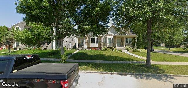 Larawan ng 823 Templeton Avenue sa Winnipeg, Manitoba