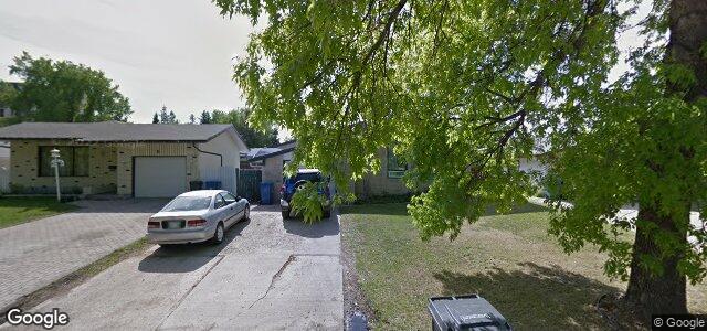 10 Larter Crescent（加拿大曼尼托巴省温尼伯市）房屋照片