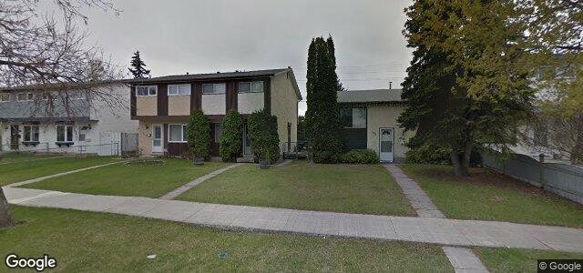 Larawan ng 102 Manor House Court sa Winnipeg, Manitoba