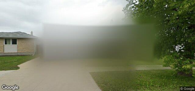 105 Massena Crescent（加拿大曼尼托巴省温尼伯市）房屋照片