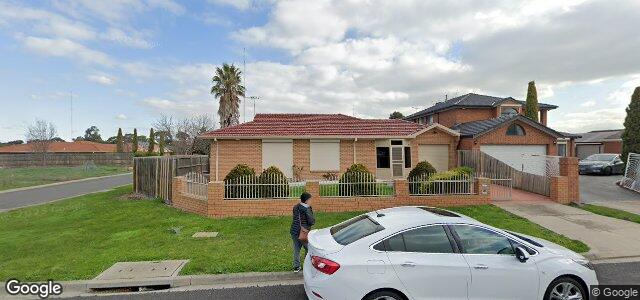 11 Saratoga Crescent（加拿大曼尼托巴省温尼伯市）房屋照片