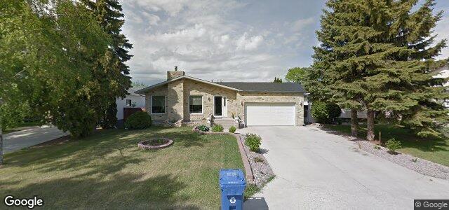 111 Hiddleston Crescent（加拿大曼尼托巴省温尼伯市）房屋照片