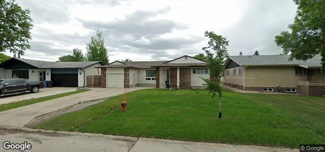 Photo of 134 Massena Crescent in Winnipeg, Manitoba