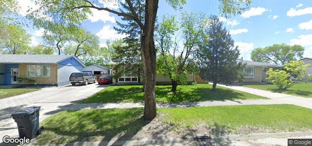 135 Blechner Drive（加拿大曼尼托巴省温尼伯市）房屋照片