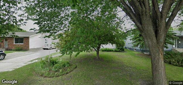 15 Majorca Place（加拿大曼尼托巴省温尼伯市）房屋照片