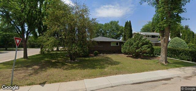 2 Kirk Crescent（加拿大曼尼托巴省温尼伯市）房屋照片