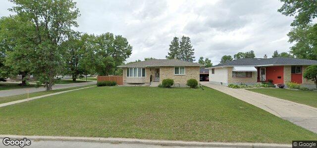 2 Madera Crescent（加拿大曼尼托巴省温尼伯市）房屋照片