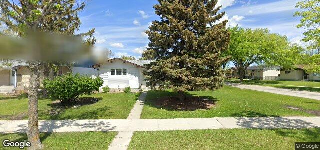 23 Doubleday Drive（加拿大曼尼托巴省温尼伯市）房屋照片