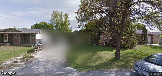 23 Hiddleston Crescent（加拿大曼尼托巴省温尼伯市）房屋照片