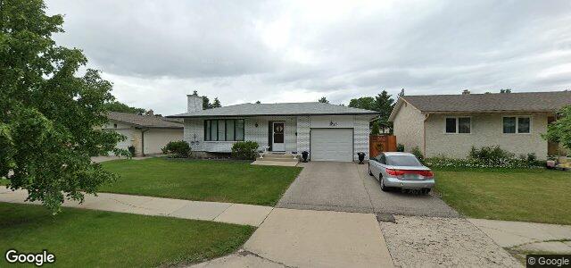 28 Sardelle Crescent（加拿大曼尼托巴省温尼伯市）房屋照片